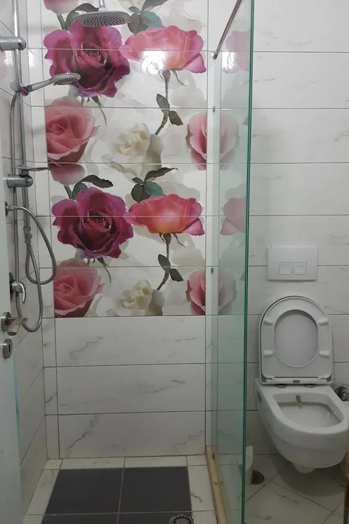 Hotel Divers Radhimë