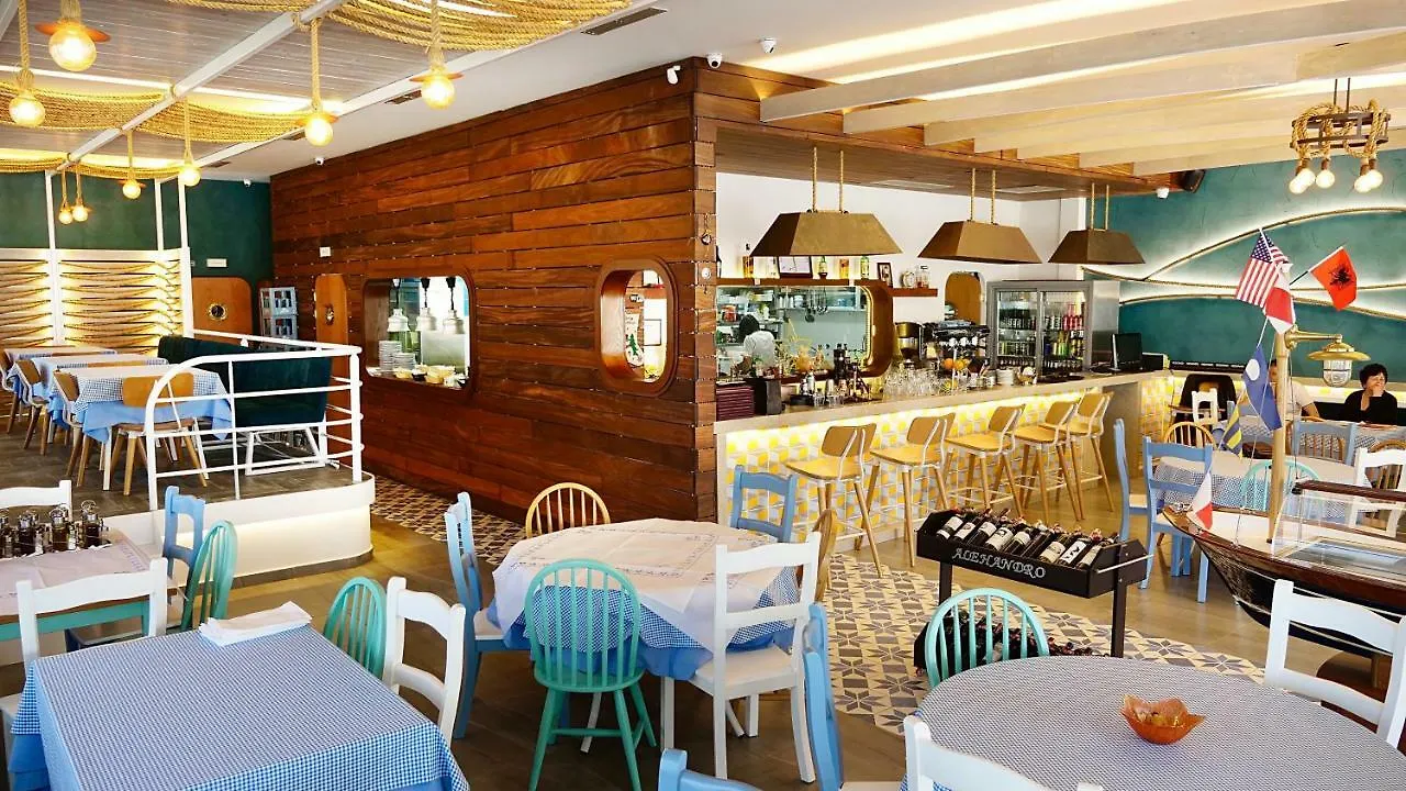 Hotel Divers Radhime