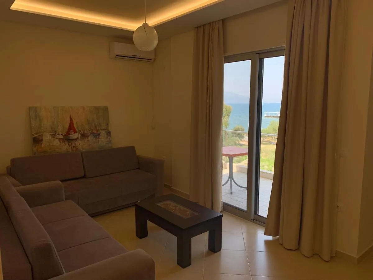 Hotel Divers Radhimë