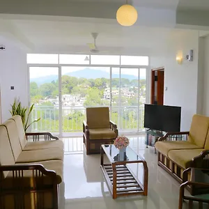 https://villa-serene.negombohotels.net