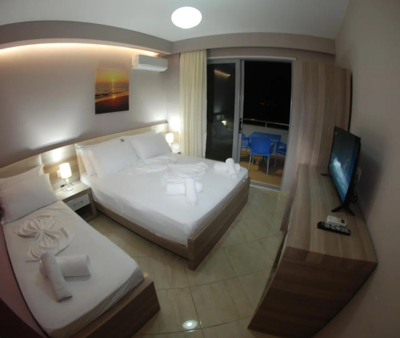 ***  Hotel Divers Radhimë Albanië